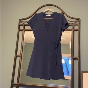 Blue wrap short sleeve dress